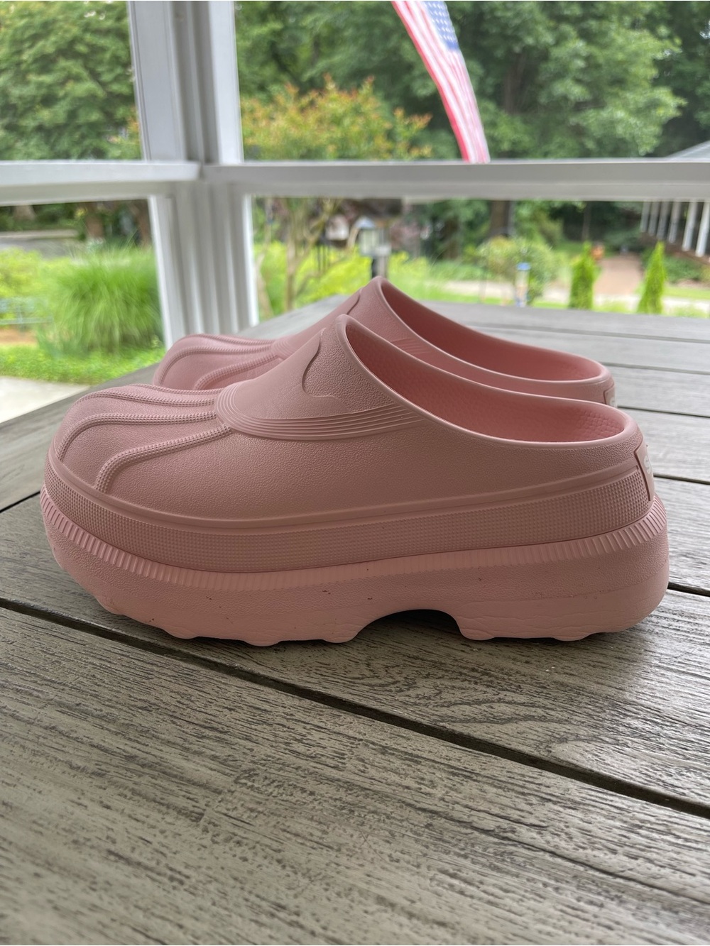 Sorel Caribou Pink Slip-On Chunky Clogs Womens Size 8 - Picture 2 of 8